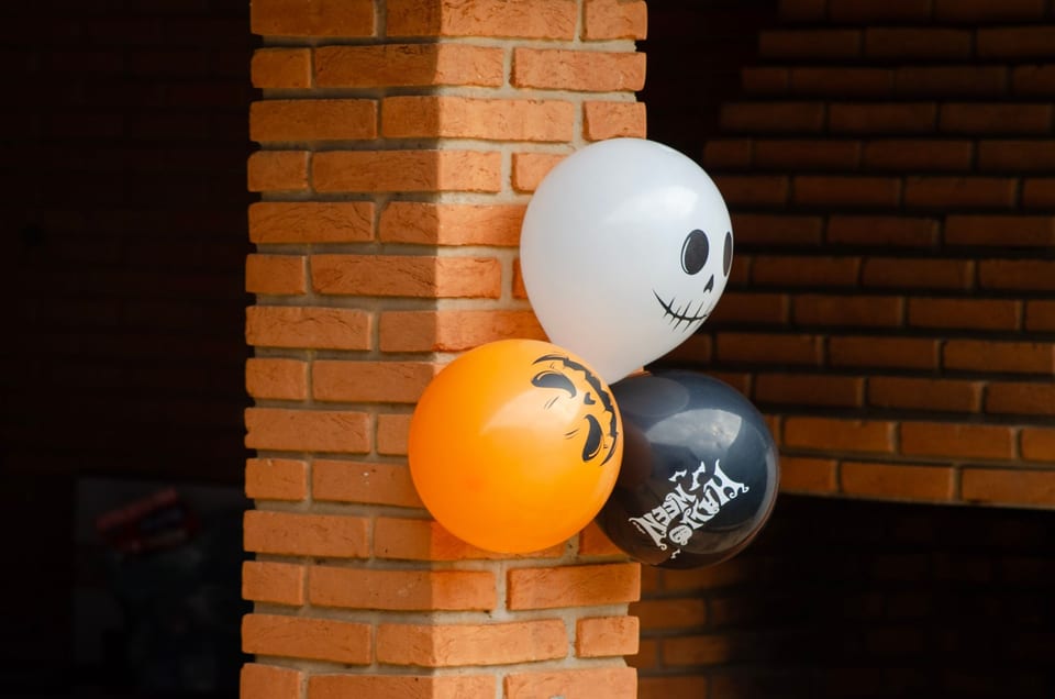 Spooky Halloween balloons