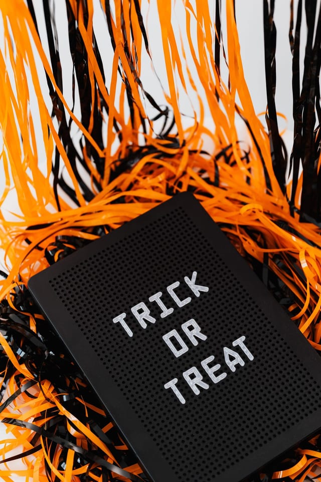 Trick or Treat Halloween sign